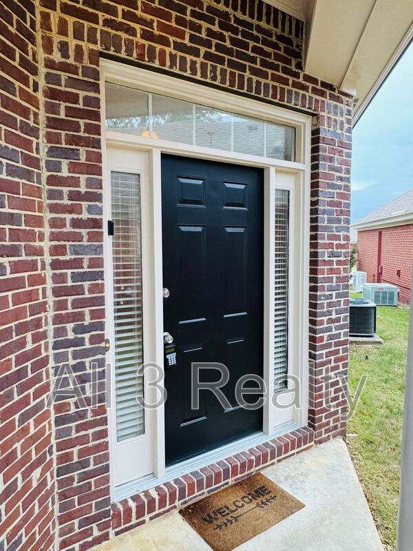 Photo - 8942 Stoneridge Pl