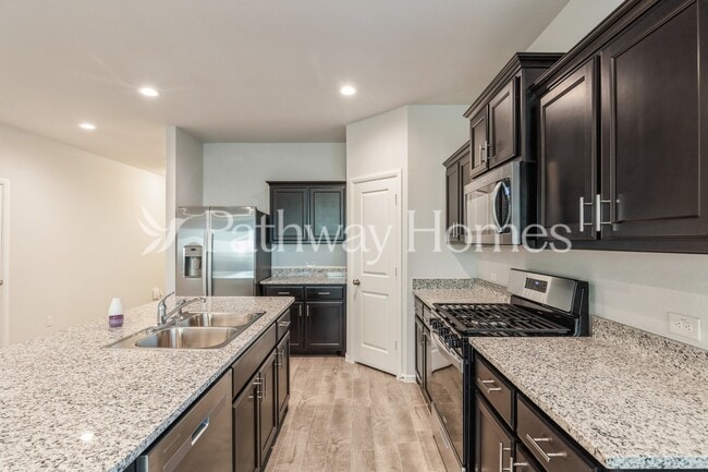 Photo - 9708 Olanta Trl