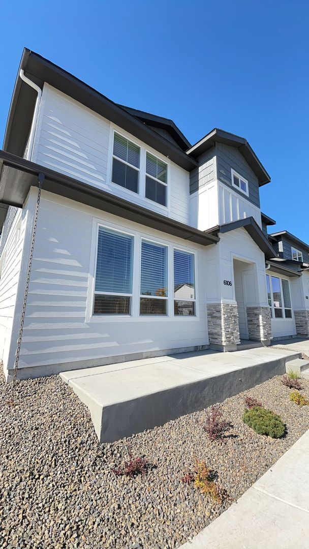 Photo - Roe Street Townhomes