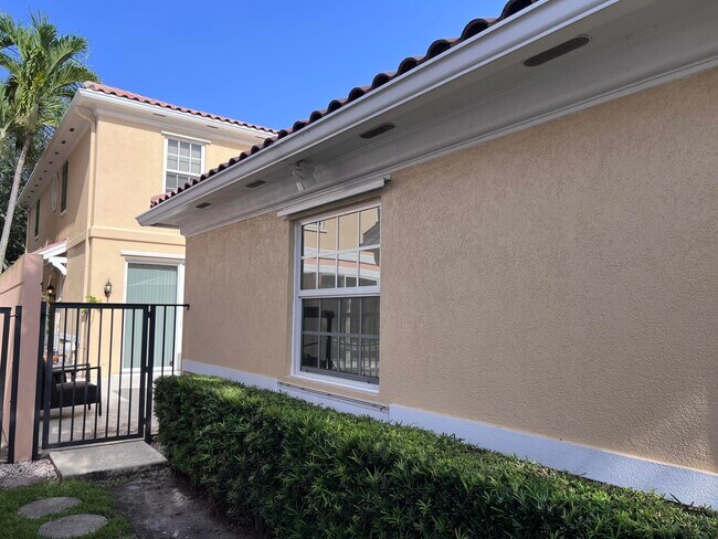 Photo - 3368 Greenway Dr