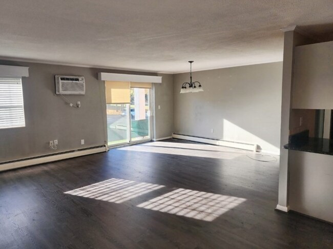 Photo - 237 N Main St Unidad 5