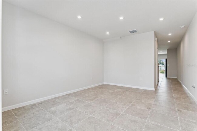 Photo - 1206 Port Blue Wy
