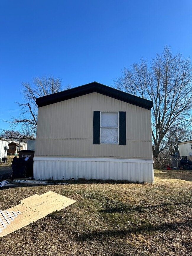 Building Photo - Remodeled home for sale