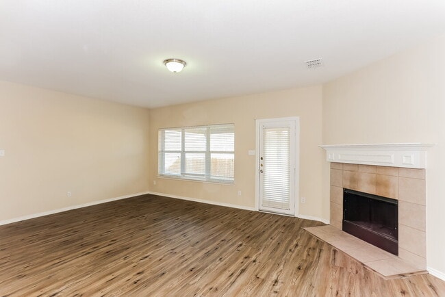 Photo - 1771 Eagle River Trail