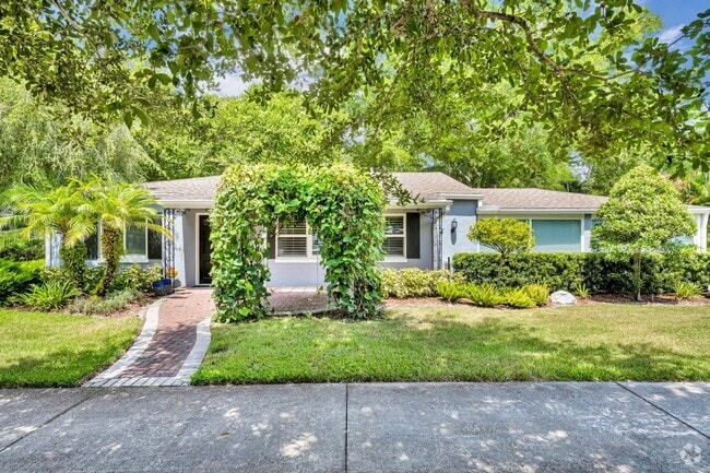 Building Photo - Winter Park Charmer Rental
