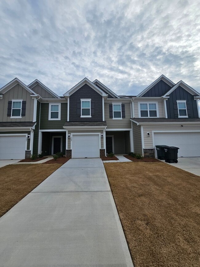 Brand New Townhome in great Concord community - Brand New Townhome in great Concord community