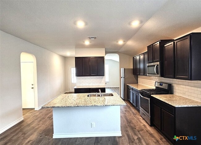 Photo - 181 Harley Hay