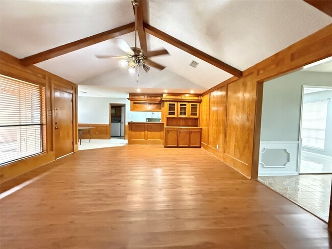 Photo - 9002 Sabastian Dr