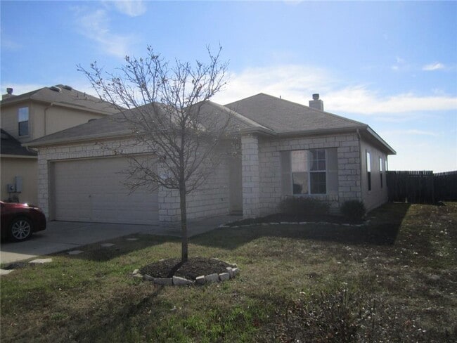 Photo - 18101 Maxa Dr