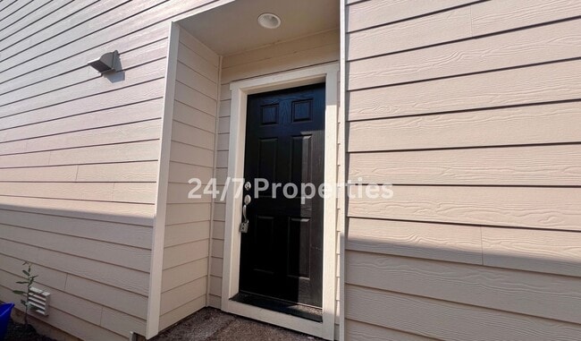 Photo - Magnificent 4BD I 2.5BA Molalla Home