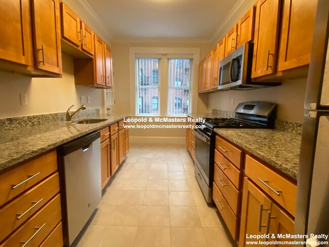 Photo - 17 Short St Unit 3