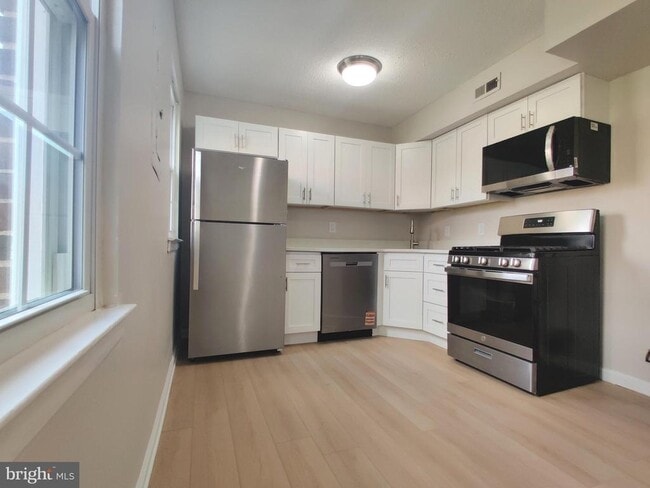 Photo - 100 Park Blvd Apartment Unit 14A
