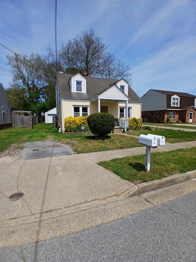 Photo - 6666 Hudson Ave Unit A