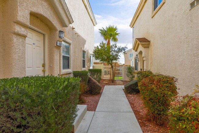 Photo - 2 Bedroom, 1 Car Attached Garage, In Gated...