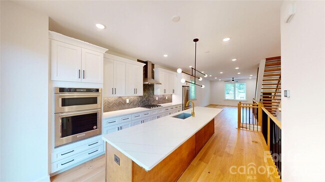 Photo - 156 Mattoon St