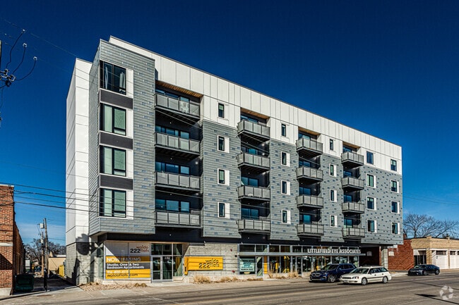 222 Waldo Flats - 222 Waldo Flats Apartments