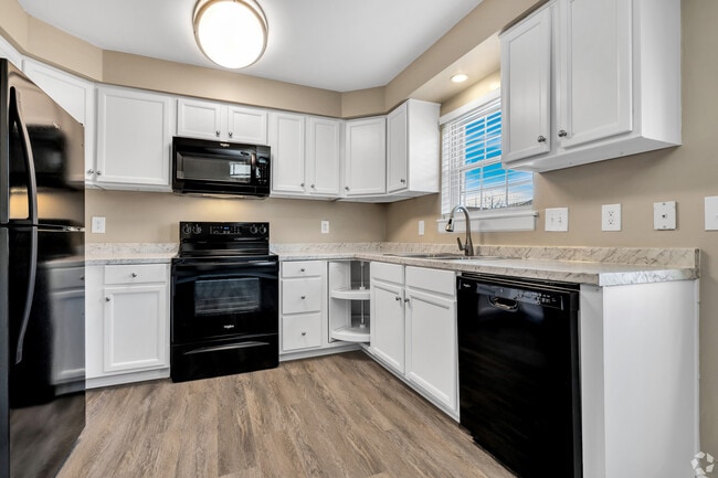 Photo - Maple Bay Townhomes