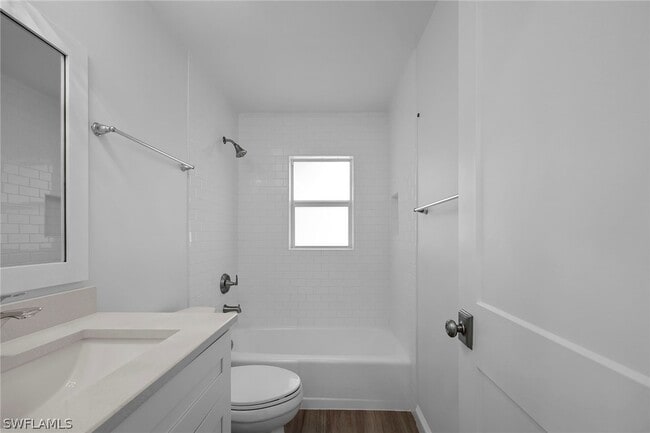 Photo - 527 109th Ave N