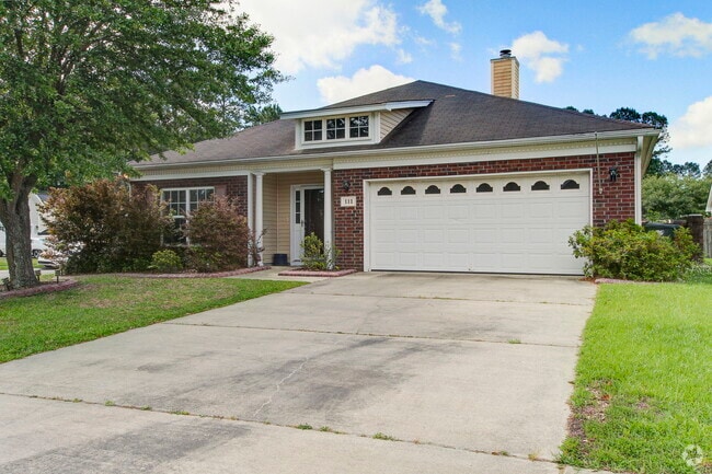 Building Photo - 111 Meadowvale Ln Rental
