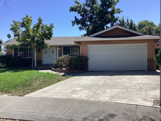 MOVE IN SPECIAL $300 OFF 1st month's Rent ... - MOVE IN SPECIAL $300 OFF 1st month's Rent ... House