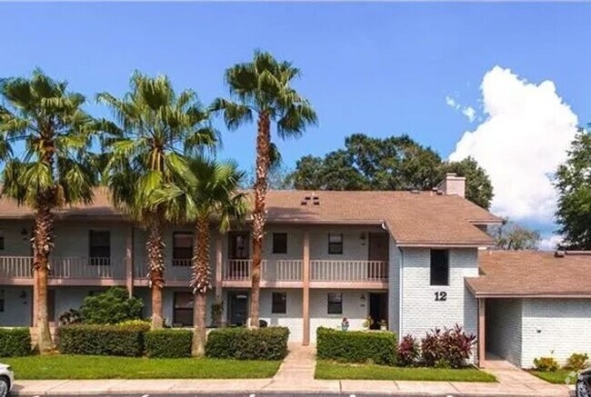 Building Photo - 2 Bedroom 1.5 Bath Urban Retreat Near the ... Rental