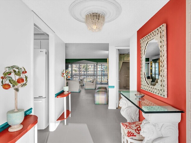 Photo - 1537 E Hillsboro Blvd Unit 438