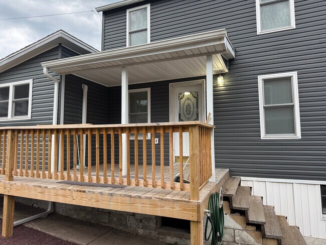 Photo - 59 E Garibaldi Ave