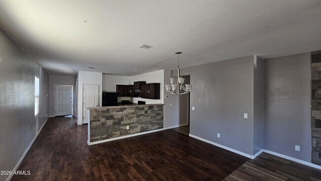 8223 W Pueblo Ave