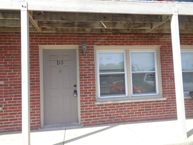 Building Photo - 1340 N Main St Unit D3 Rental
