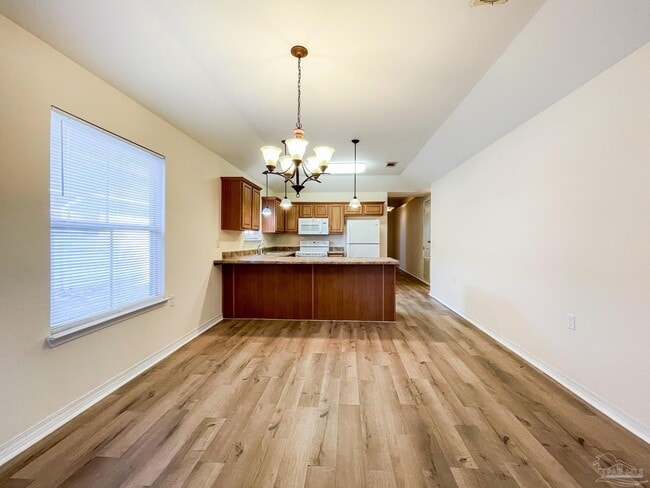 Photo - 5853 Bilek Dr