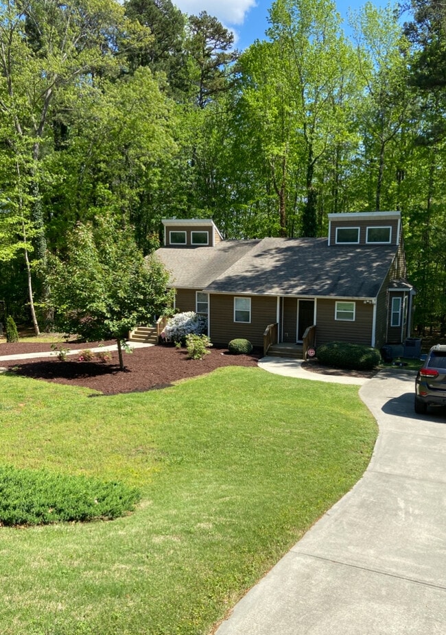 Building Photo - 4016 Arckelton Dr Unit 4016 Rental
