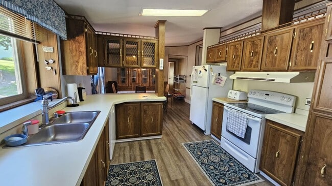Photo - Fully Furnished Lake House with Dock Only ...