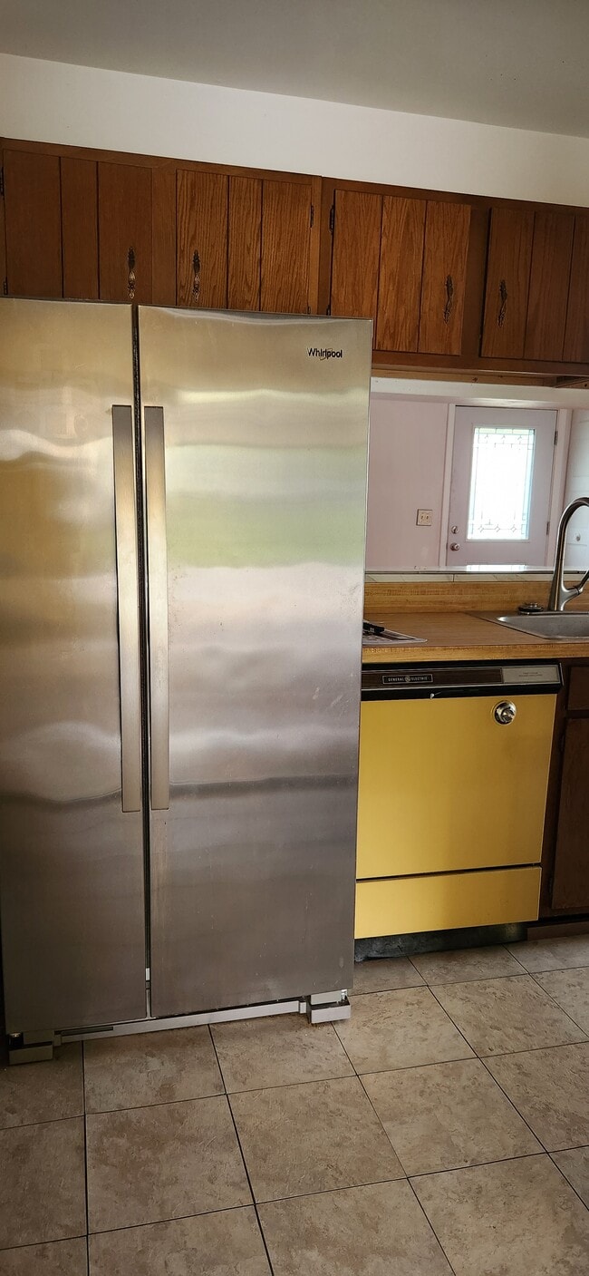 Photo - 322 Russet Way