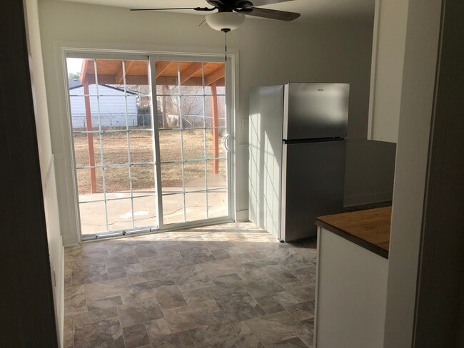 Photo - 3231 S Palisade Ave