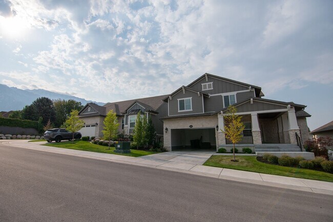 Photo - Gorgeous 2-Story Home In a Gated Community!