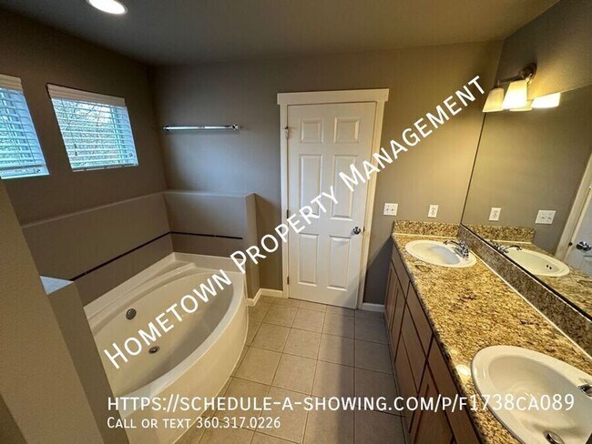 Photo - 7011 Prism St SE