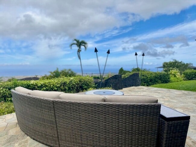 Photo - Luxury- Kona Hills Estates : Furnished Exquisite 3-Bedroom, 3.5 Bathroom Retreat