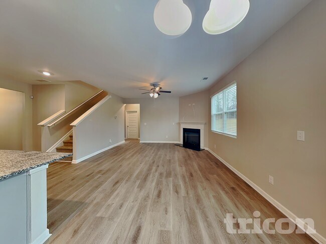 Photo - 1508 Denver Way