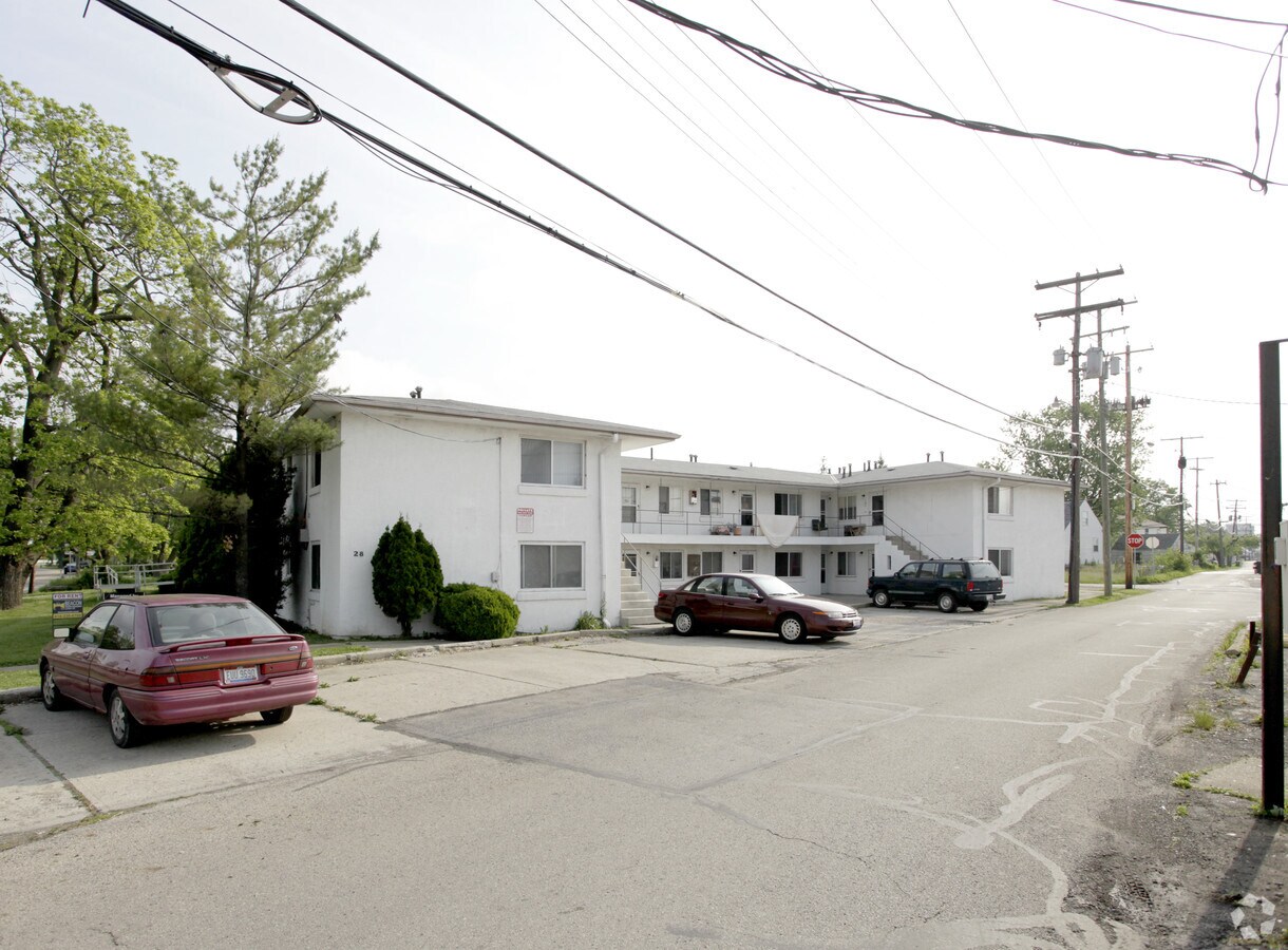 Photo - 17 Lennox Ave