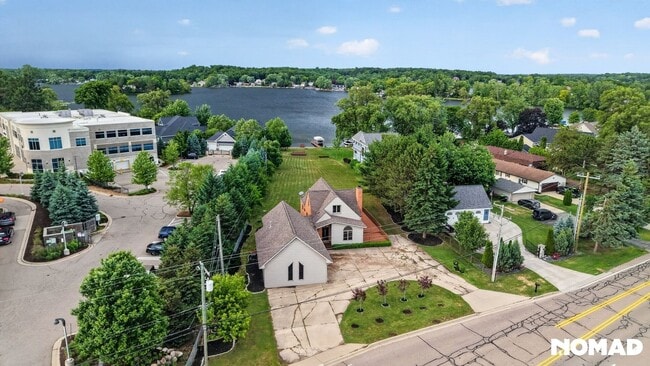 Photo - 8315 Hilton Rd