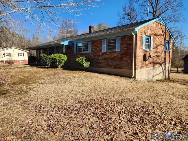 Photo - 1071 Samuel Rd