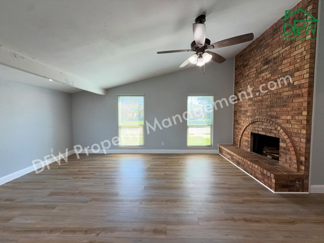 Photo - 8917 Vernon Dr