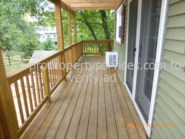 Photo - Rustic Contemporary Cape Cod in Beautiful ... Casa