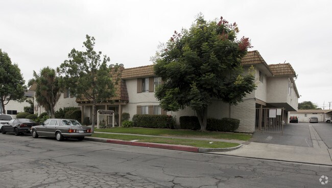 La Ventura Apartments - La Ventura Apartments