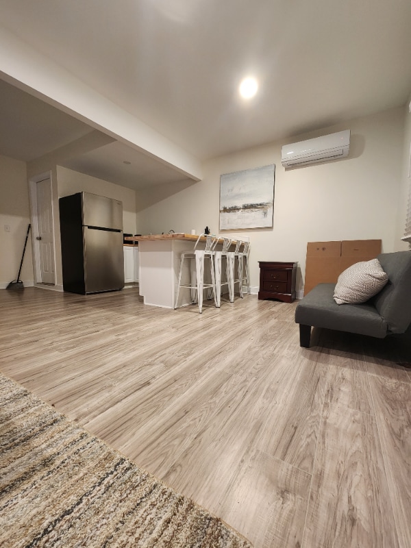 Photo - 61 Oxford Brook Way