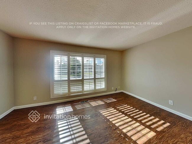 Photo - 1204 Waxwing Ln