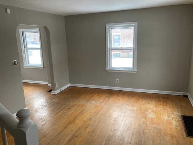 Photo - 1334 Huffman Ave