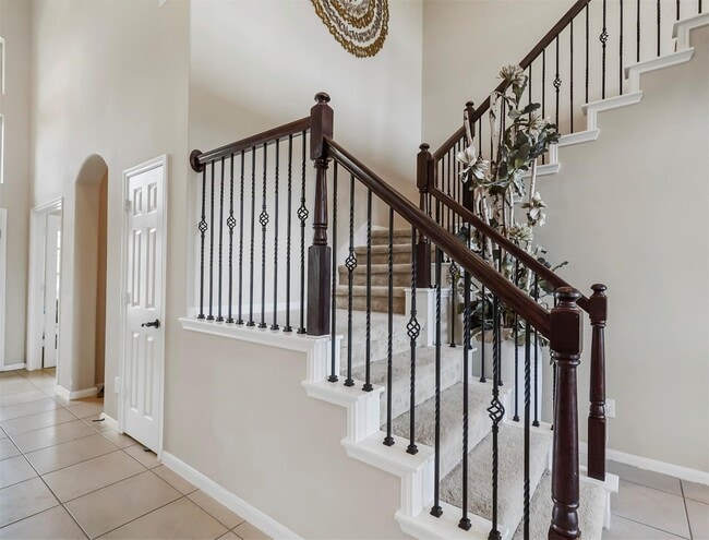 Photo - 4919 Blackwater Ln