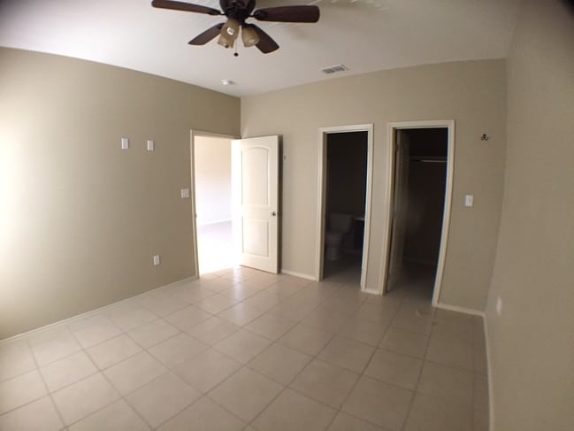 Photo - 2010 Miroslava Ave Unidad 10