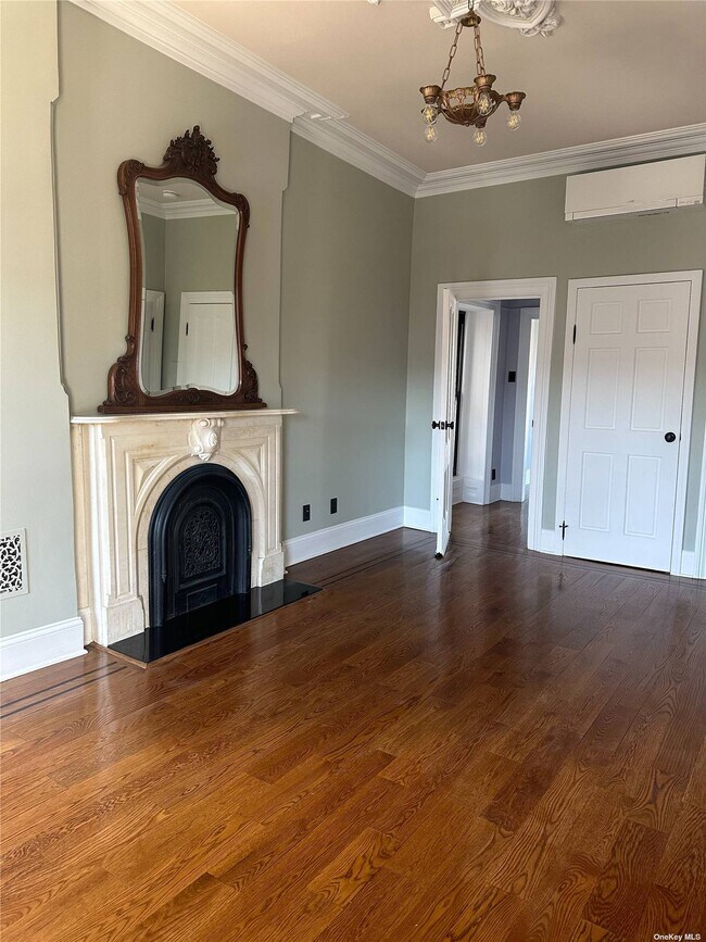 Photo - 111 MacDonough St